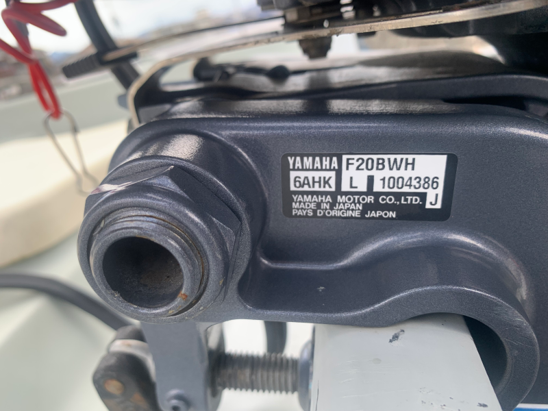 新艇中古艇販売