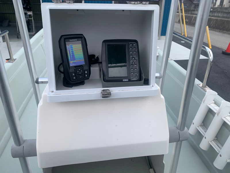 新艇中古艇販売