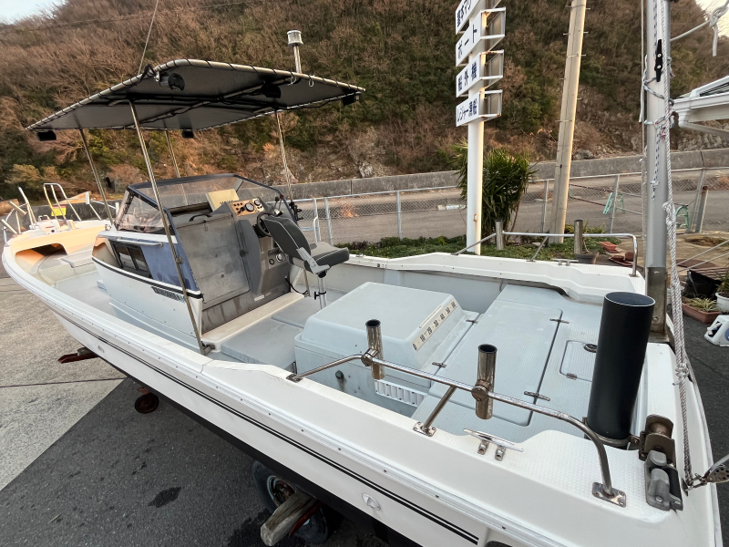 新艇中古艇販売