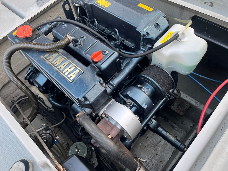 新艇中古艇販売