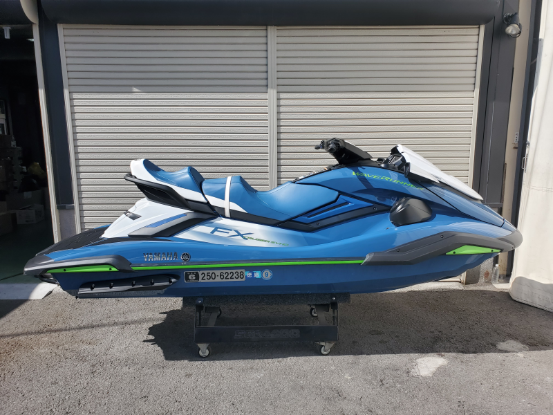 新艇中古艇販売