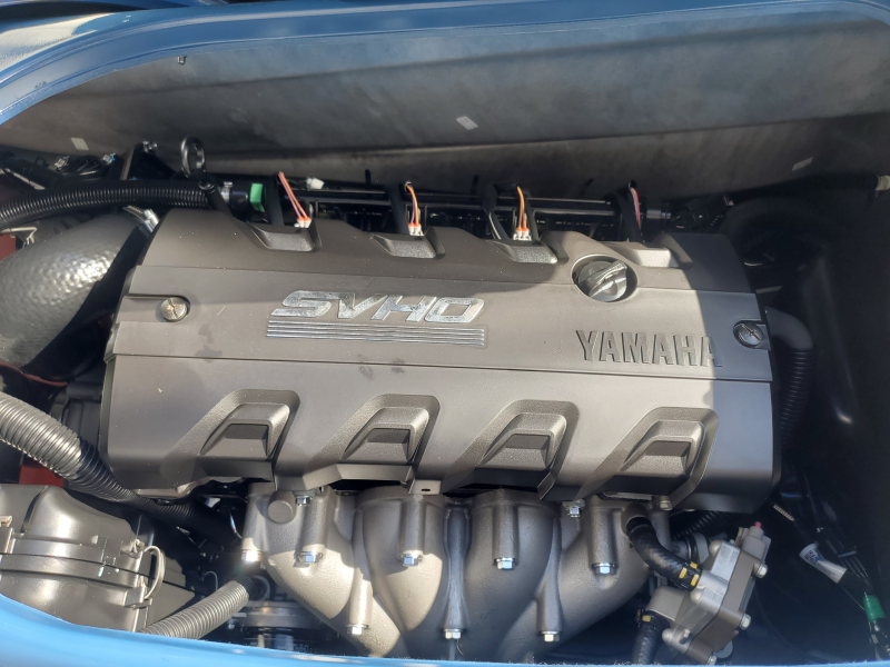 新艇中古艇販売