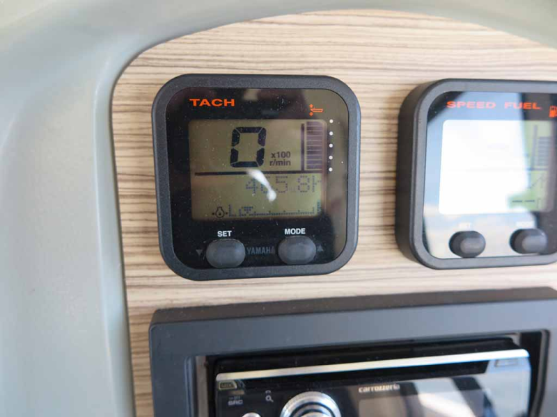 新艇中古艇販売