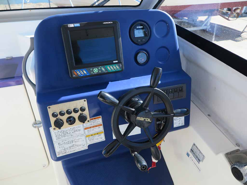 新艇中古艇販売
