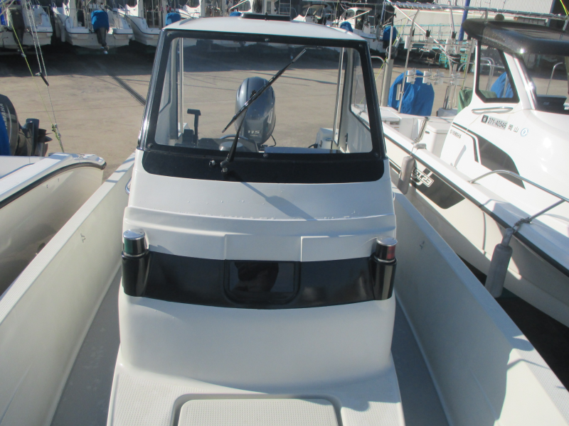 新艇中古艇販売