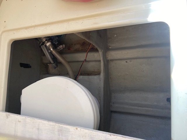 新艇中古艇販売