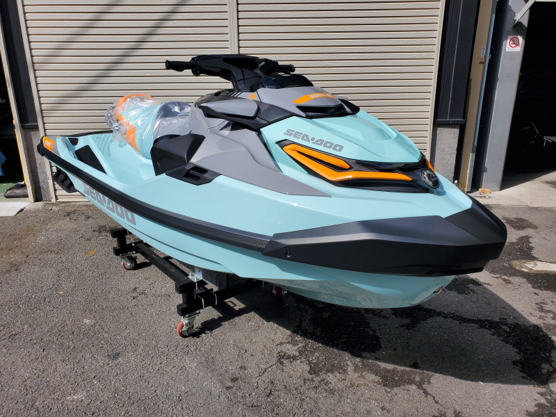 新艇中古艇販売
