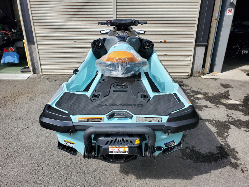 新艇中古艇販売