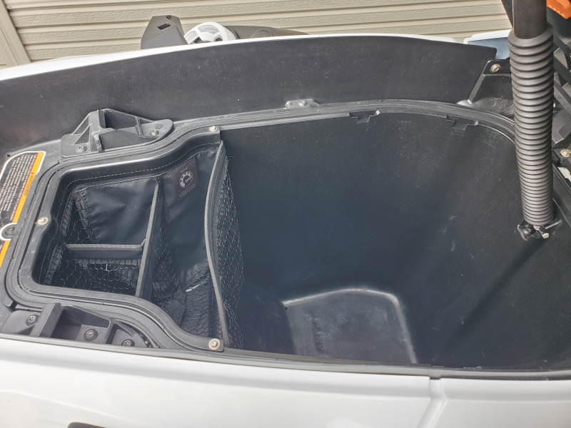 新艇中古艇販売