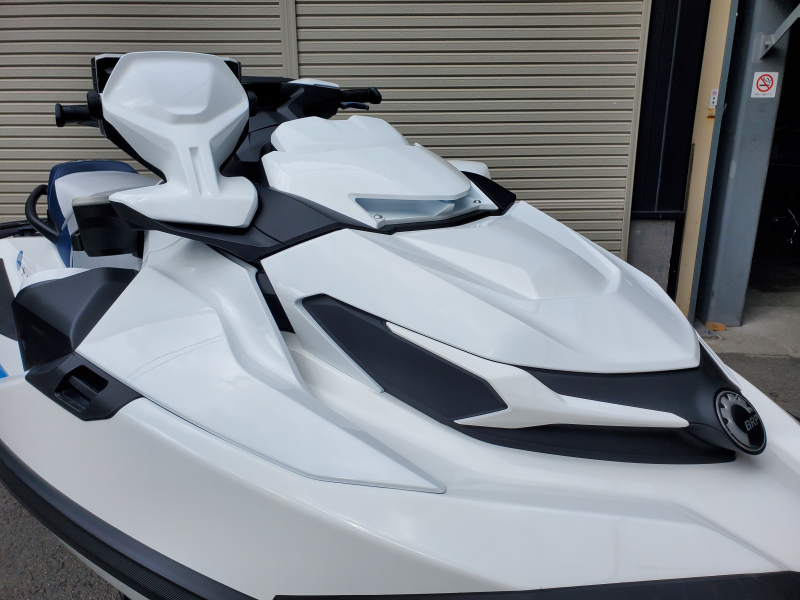 新艇中古艇販売