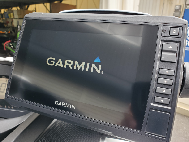 新艇中古艇販売