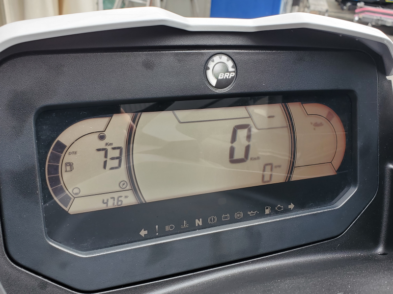 新艇中古艇販売