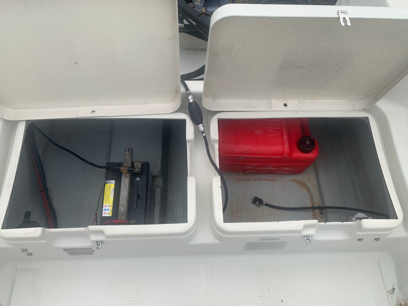 新艇中古艇販売