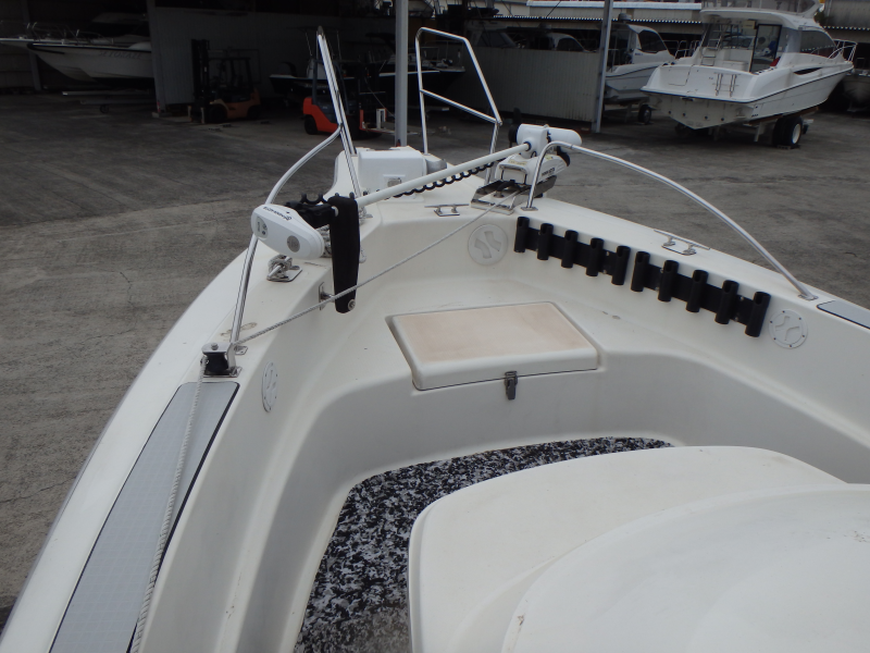 新艇中古艇販売