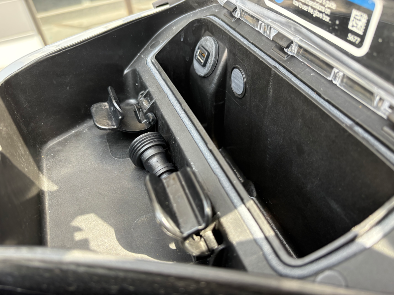 新艇中古艇販売