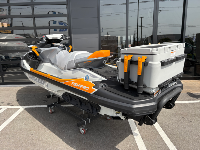 新艇中古艇販売