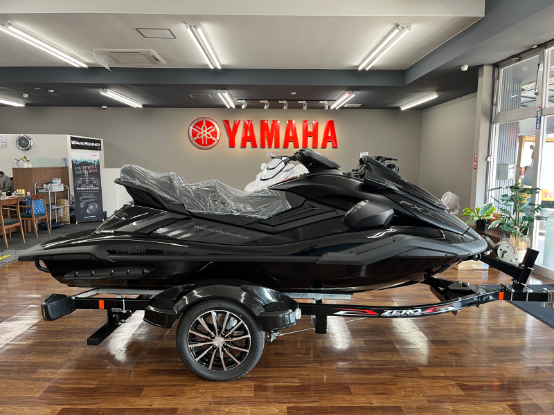 新艇中古艇販売
