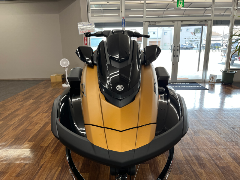 新艇中古艇販売