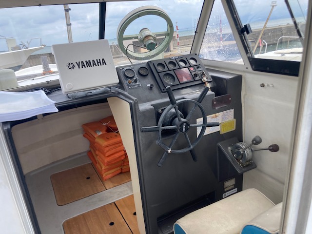 新艇中古艇販売