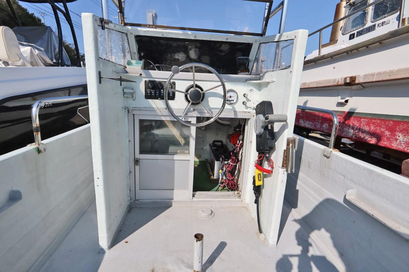 新艇中古艇販売