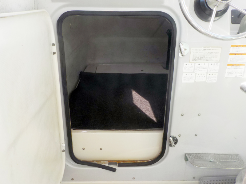 新艇中古艇販売