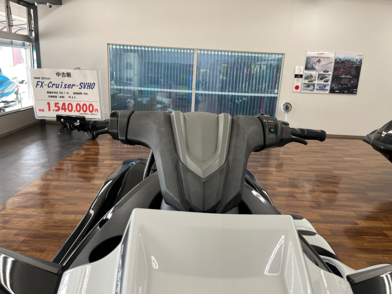 新艇中古艇販売