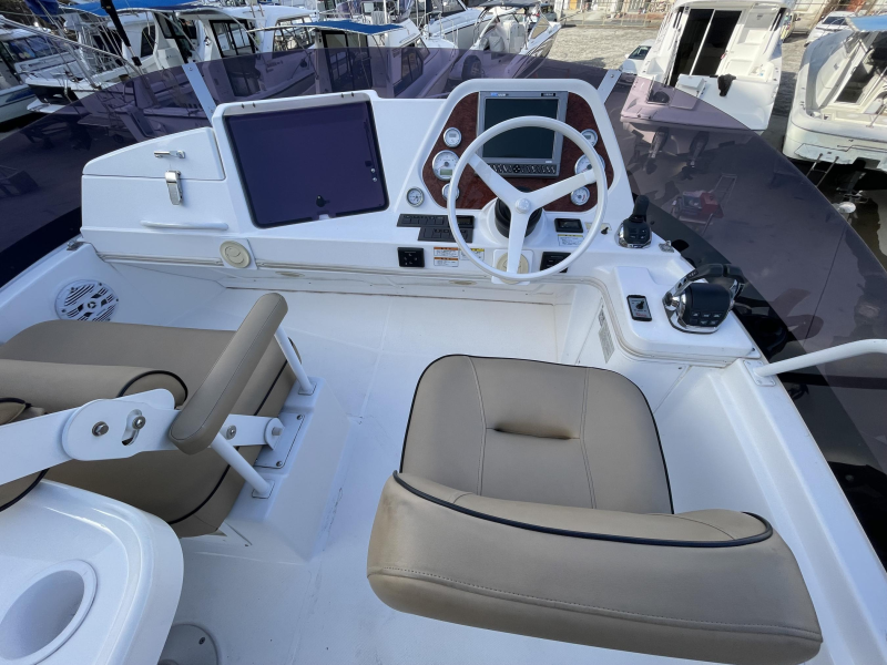 新艇中古艇販売