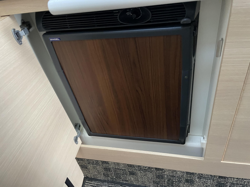 新艇中古艇販売