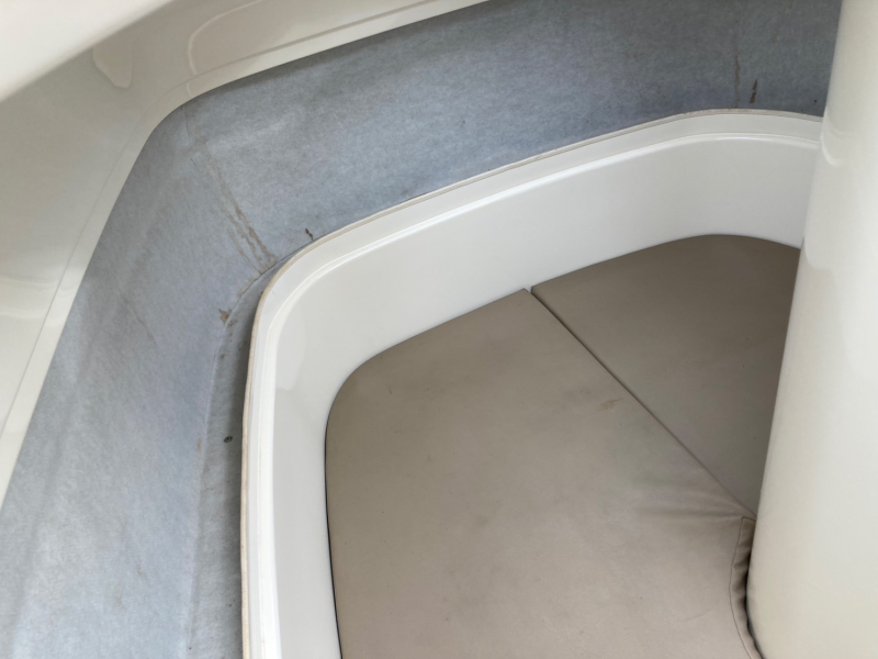 新艇中古艇販売