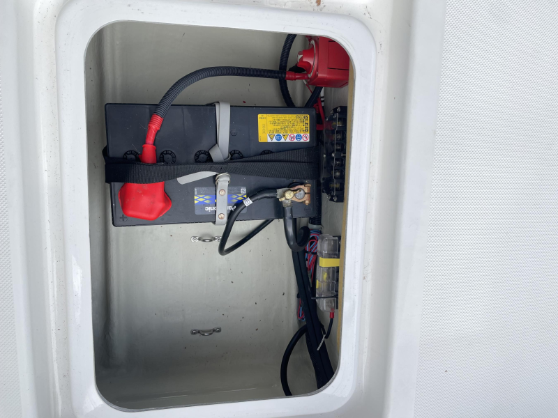 新艇中古艇販売