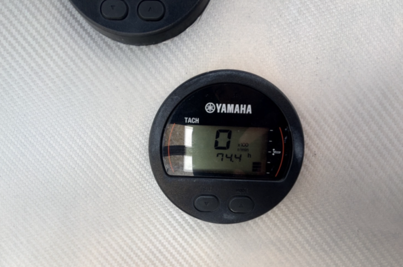 新艇中古艇販売