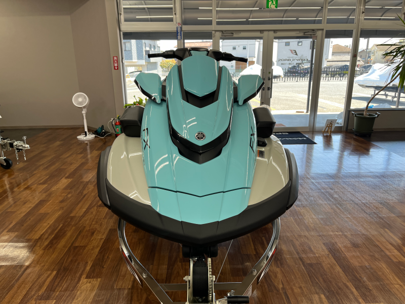 新艇中古艇販売