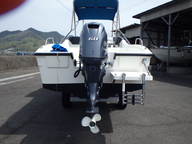 新艇中古艇販売