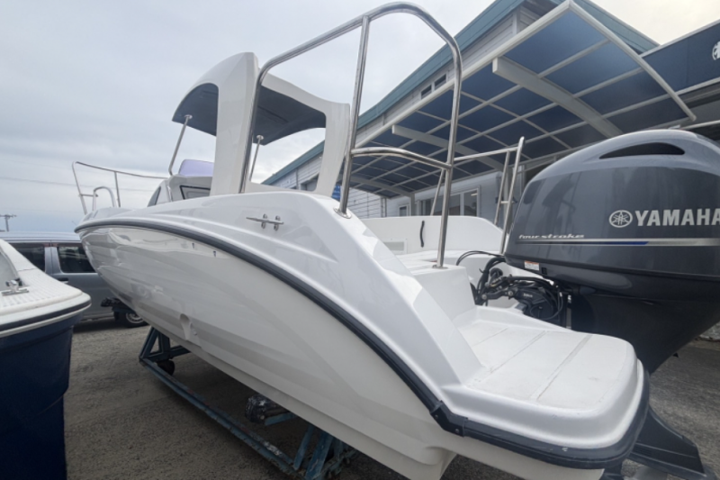 新艇中古艇販売