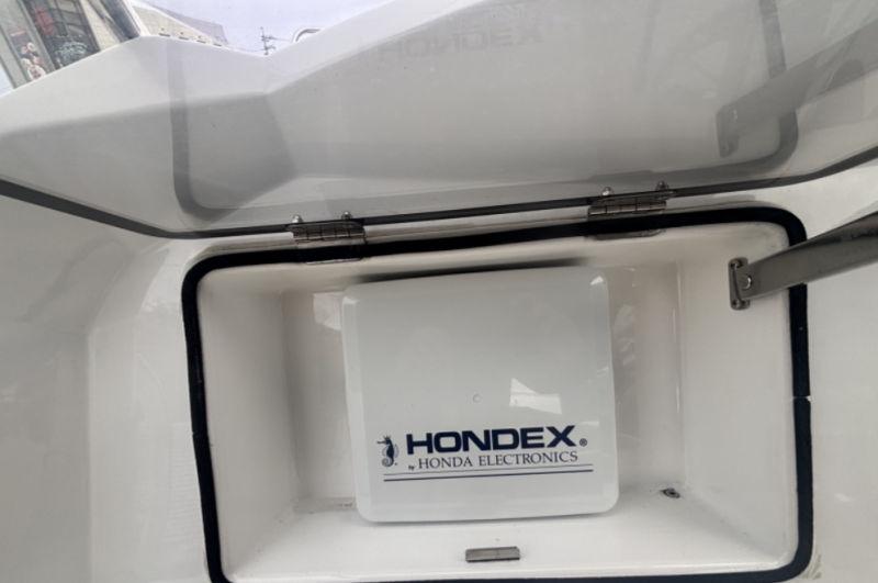 新艇中古艇販売