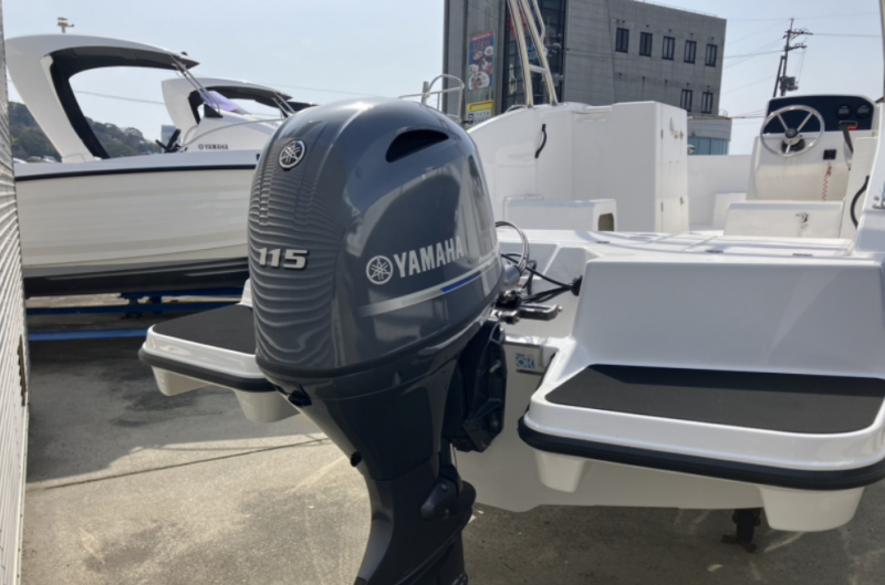 新艇中古艇販売