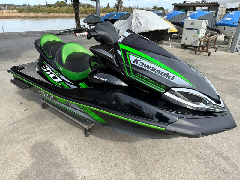 新艇中古艇販売