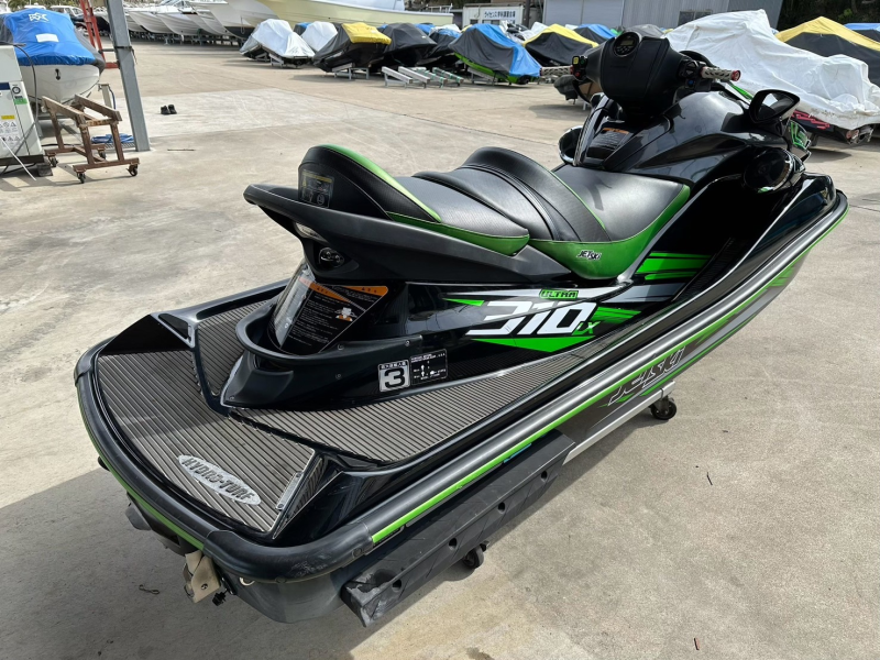 新艇中古艇販売