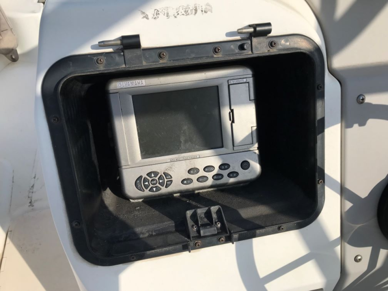 新艇中古艇販売