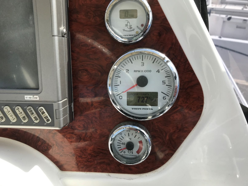 新艇中古艇販売