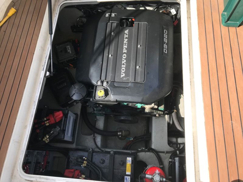 新艇中古艇販売