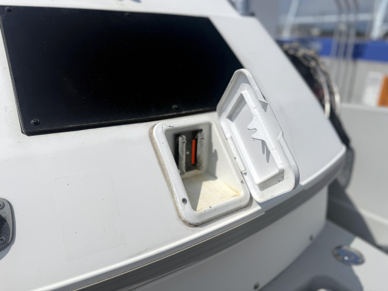 新艇中古艇販売