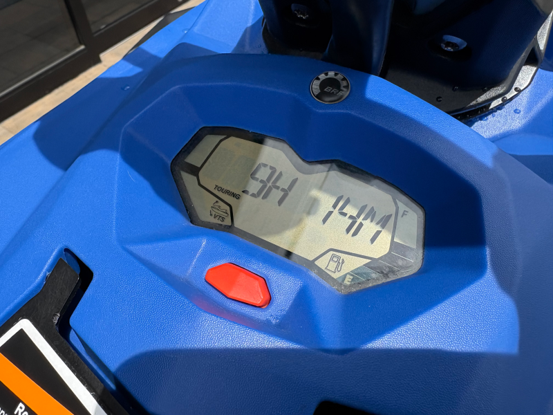 新艇中古艇販売