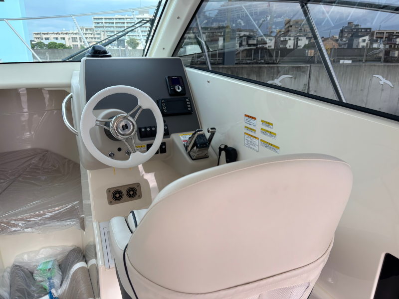 新艇中古艇販売