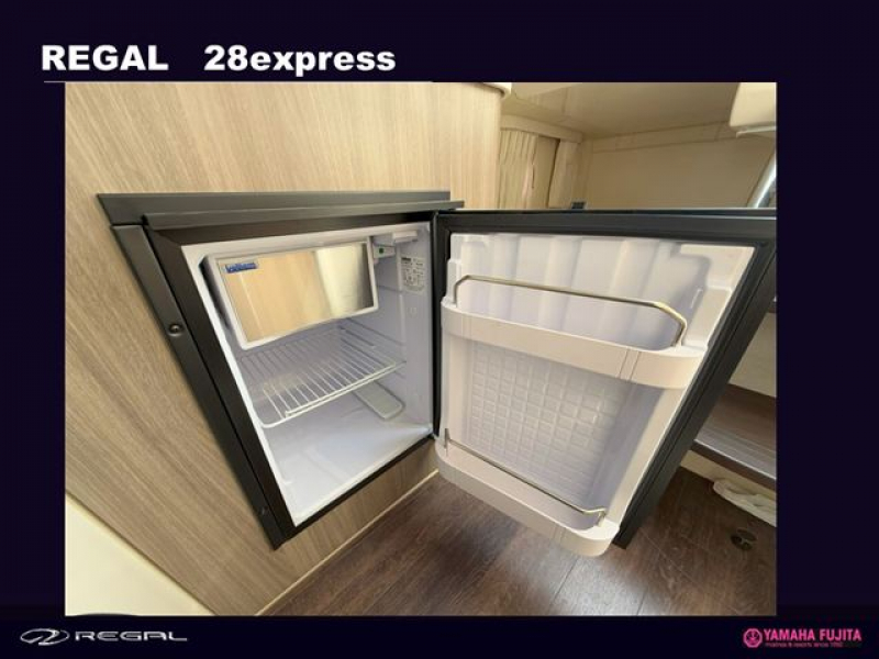 新艇中古艇販売