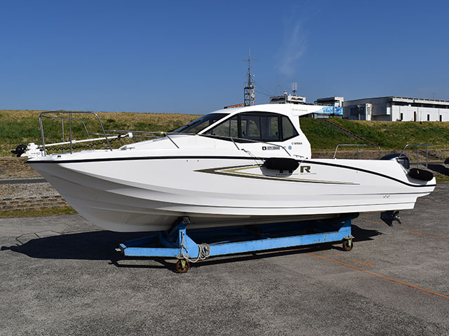 新艇中古艇販売