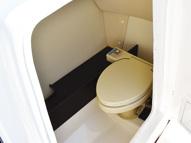 新艇中古艇販売