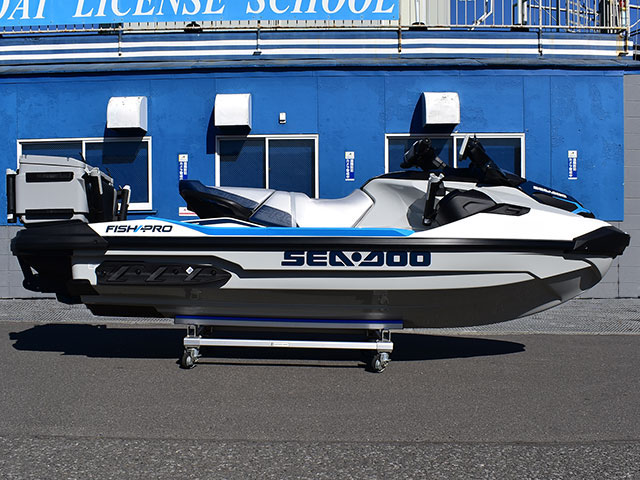 新艇中古艇販売