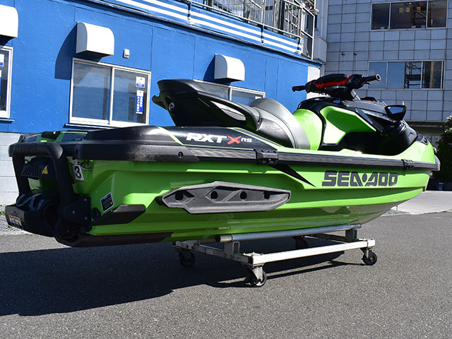 新艇中古艇販売