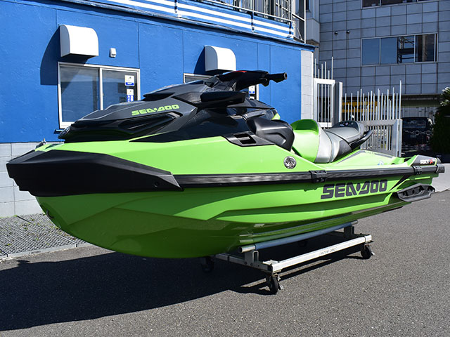 新艇中古艇販売